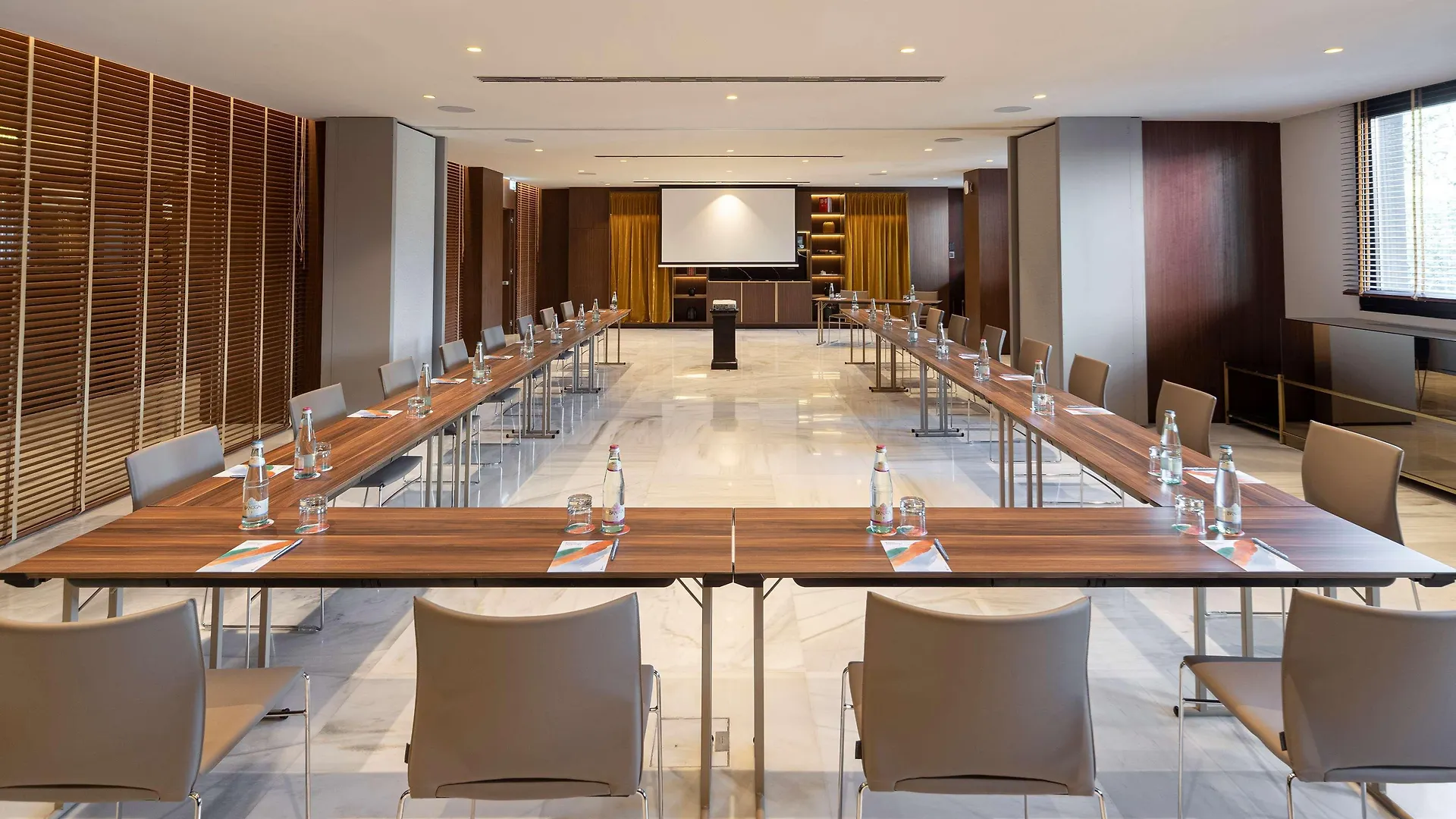 Hotel Melia Milano Mediolan