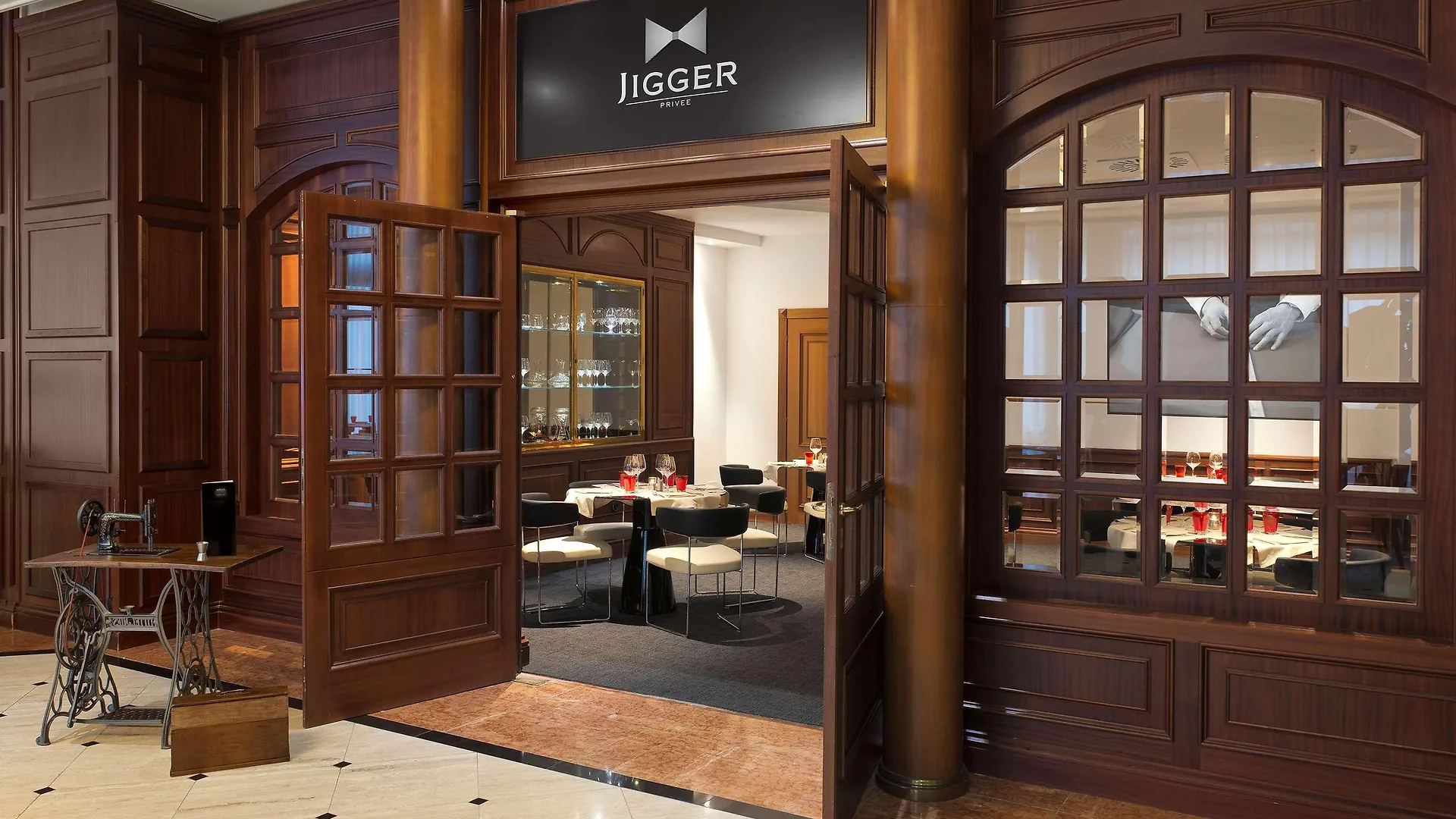 Hotel Melia Milano 5*, Mediolan Włochy